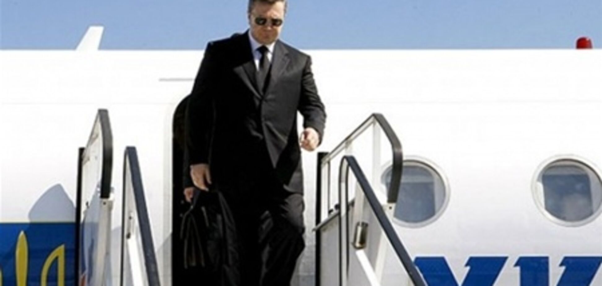 Янукович отправляется с государственным визитом в Индию