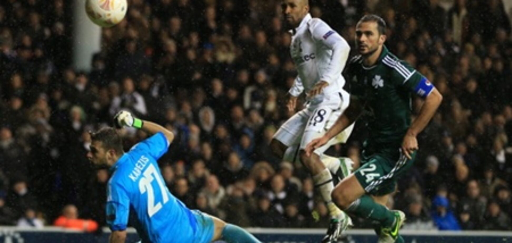 'Тоттенхэм' обыграл 'Панатинаикос' и вышел в плей-офф со 2-го места