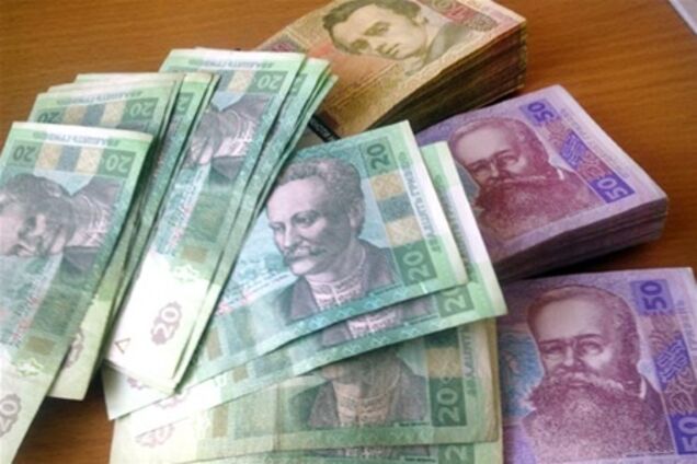 Госбюджет-2013 принят с дефицитом 50,4 млрд грн