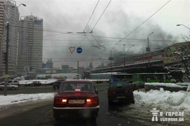 Завод 'Большевик' стоял в дыму не из-за пожара - МЧС