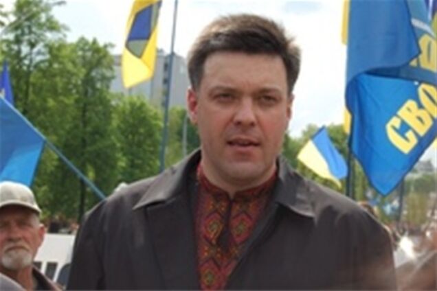 Тягнибок увидел в Госбюджете-2013 дефолт и крах