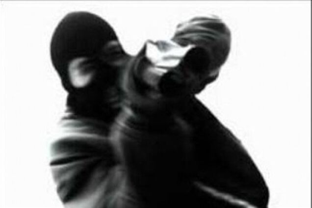 Поджог фабрики на Луганщине совершили неизвестные в масках