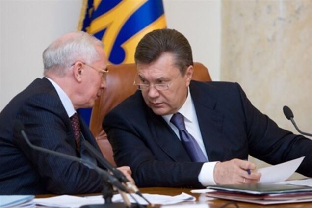 Янукович вніс кандидатуру Азарова на посаду прем'єра