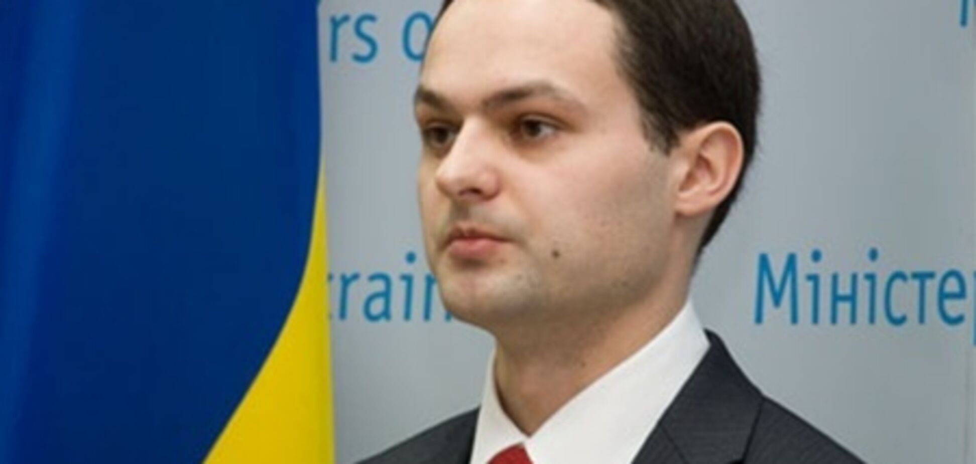 МИД: 7 украинцев с затонувшего сухогруза пропали без вести