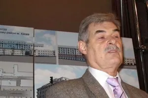 Целовальник уверяет, что проект реконструкции ЦУМа в глаза не видел