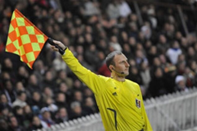 Известный футбольный арбитр покончил с собой