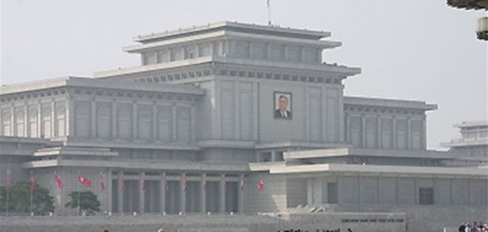 Столетие Ким Ир Сена вызвало ажиотажный спрос на туры в КНДР
