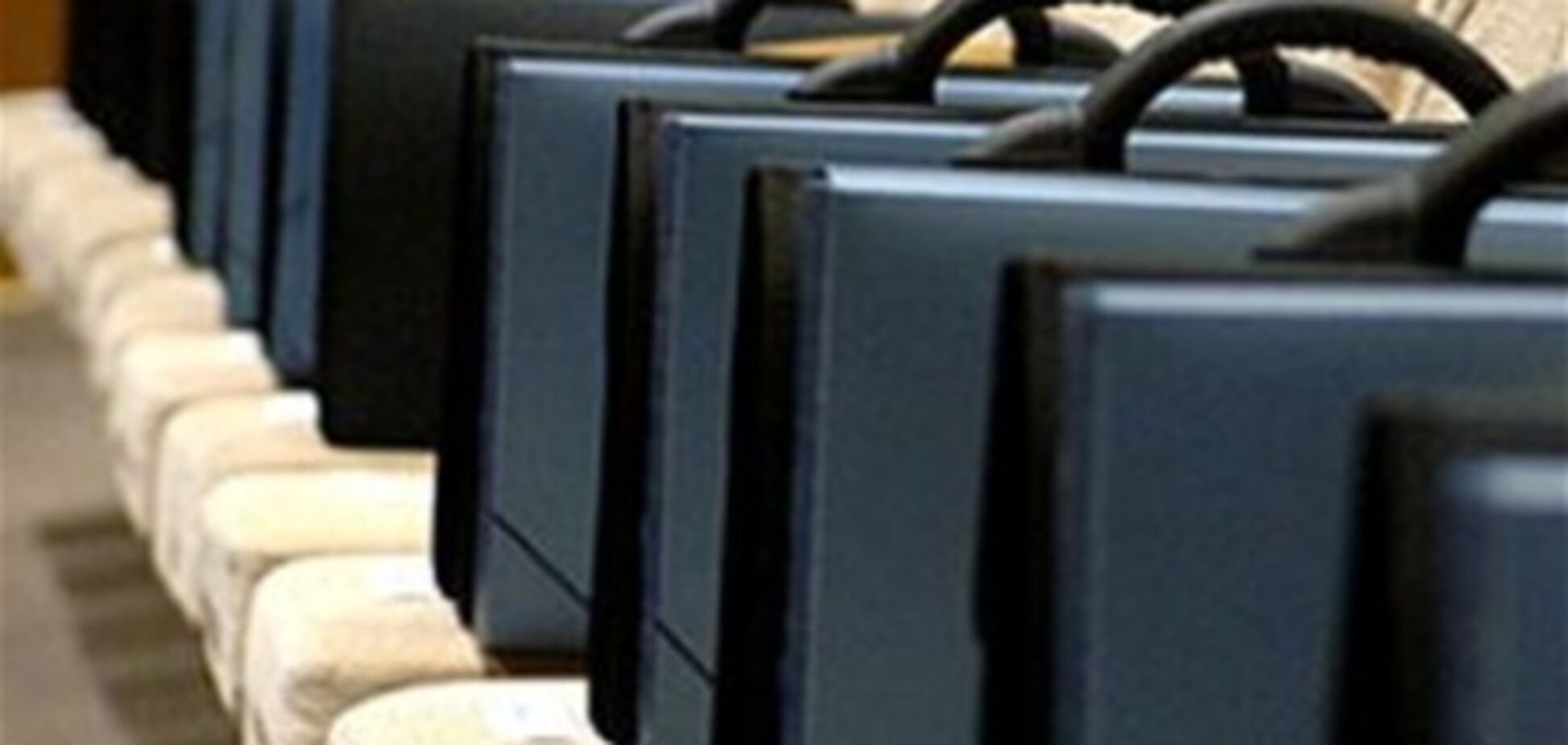 Льготы нардепам удалось отменить со второй попытки