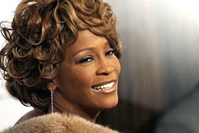 Уитни Хьюстон убили врачи? Фото последнего ужина певицы