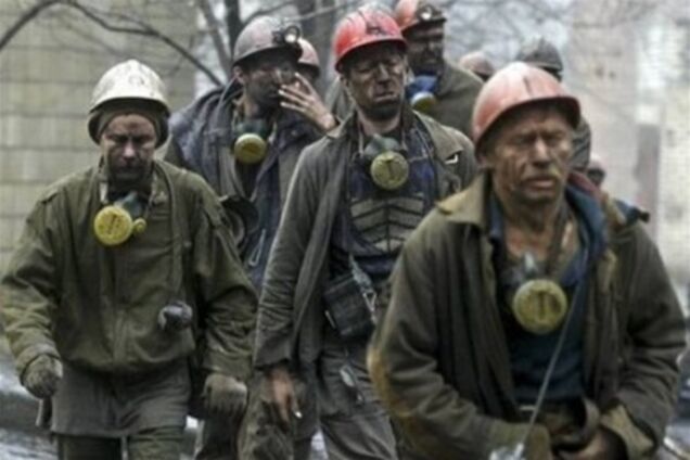 На Луганщине спасли 5 заваленных в шахте горняков