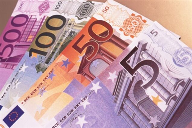 Межбанк: евро незначительно подорожал, 17 февраля 2012