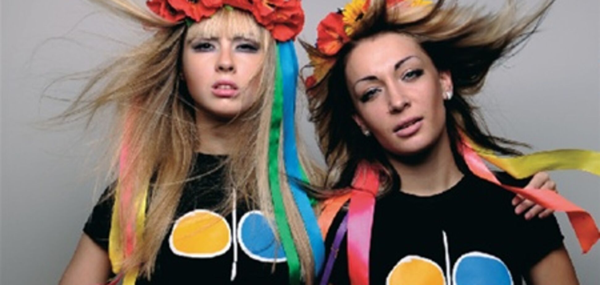 FEMEN: по уши в Ганге