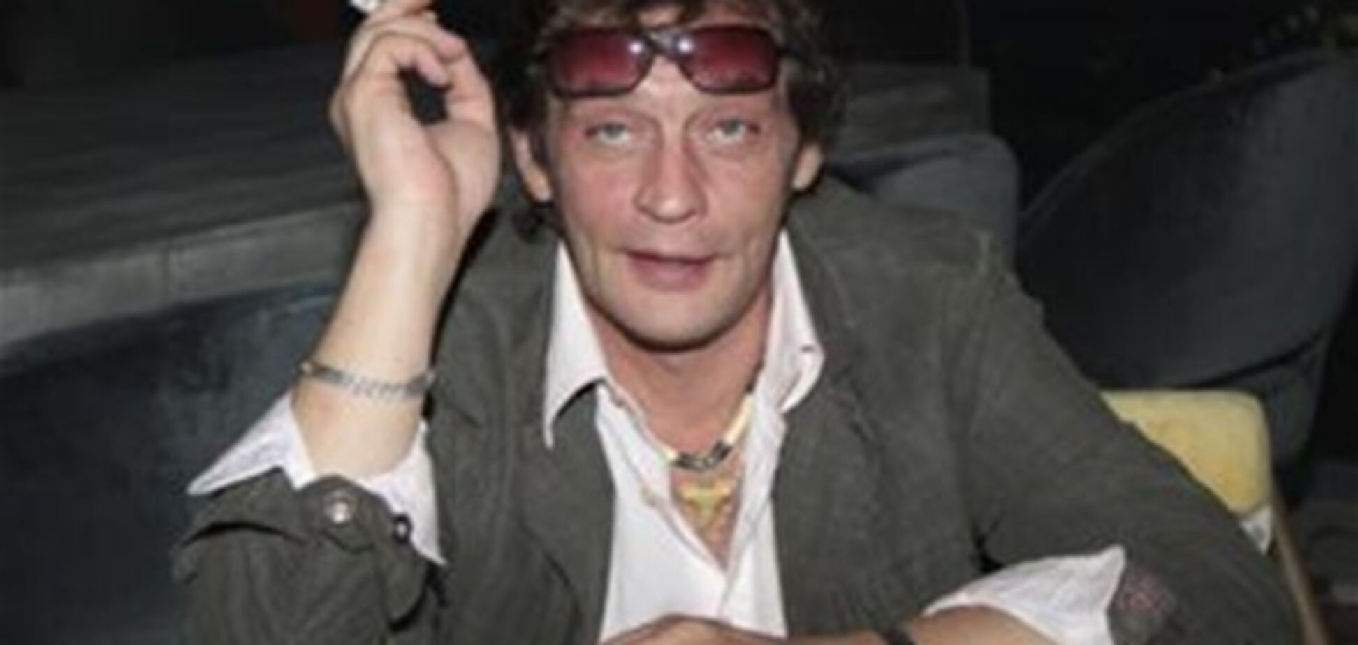 Домогаров просит у возлюбленной дочь