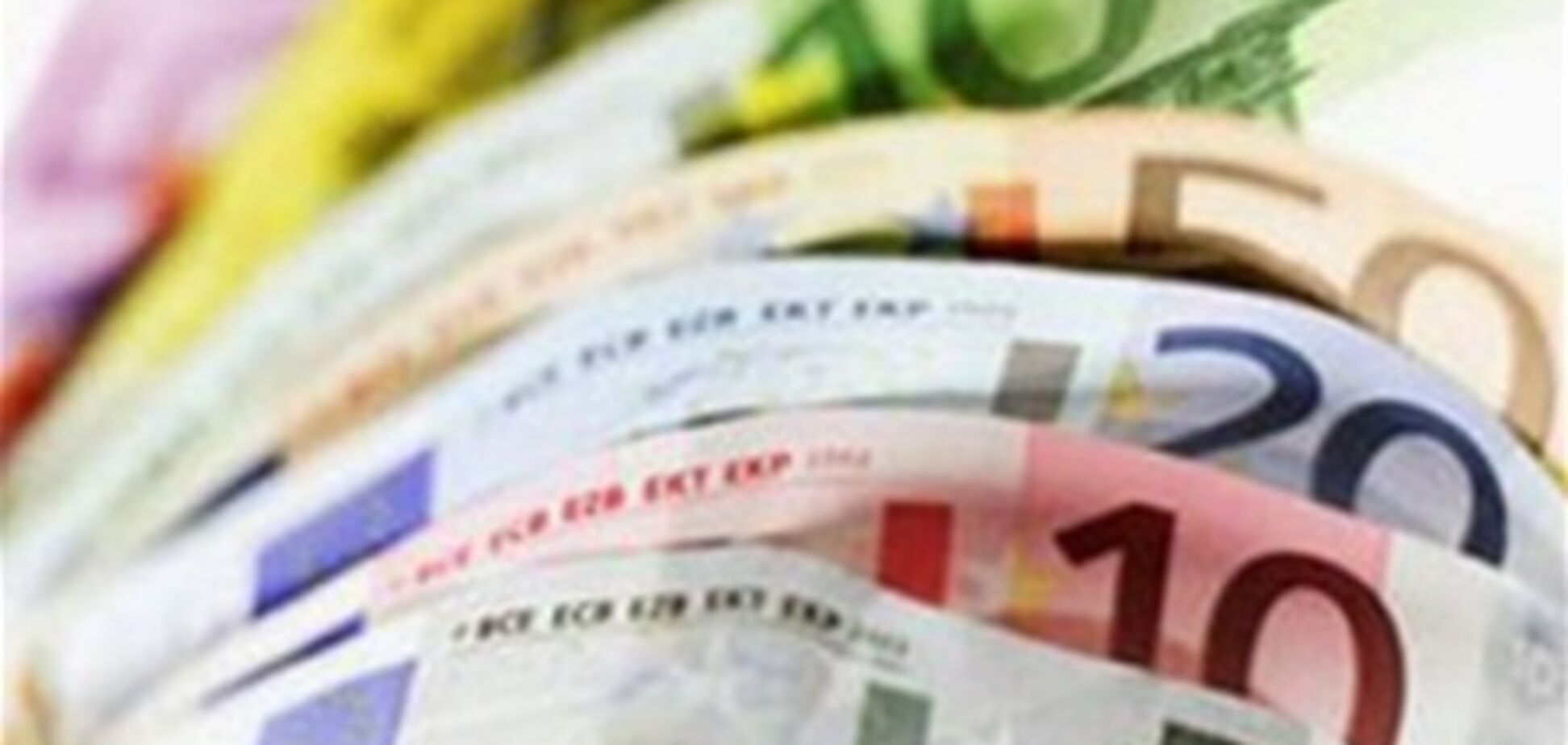 На межбанке евро незначительно подорожал, 20 февраля 2012