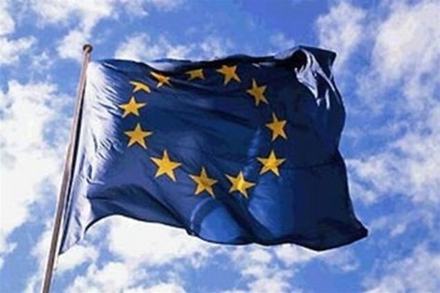ЕС официально предложил Украине финпомощь: названа сумма