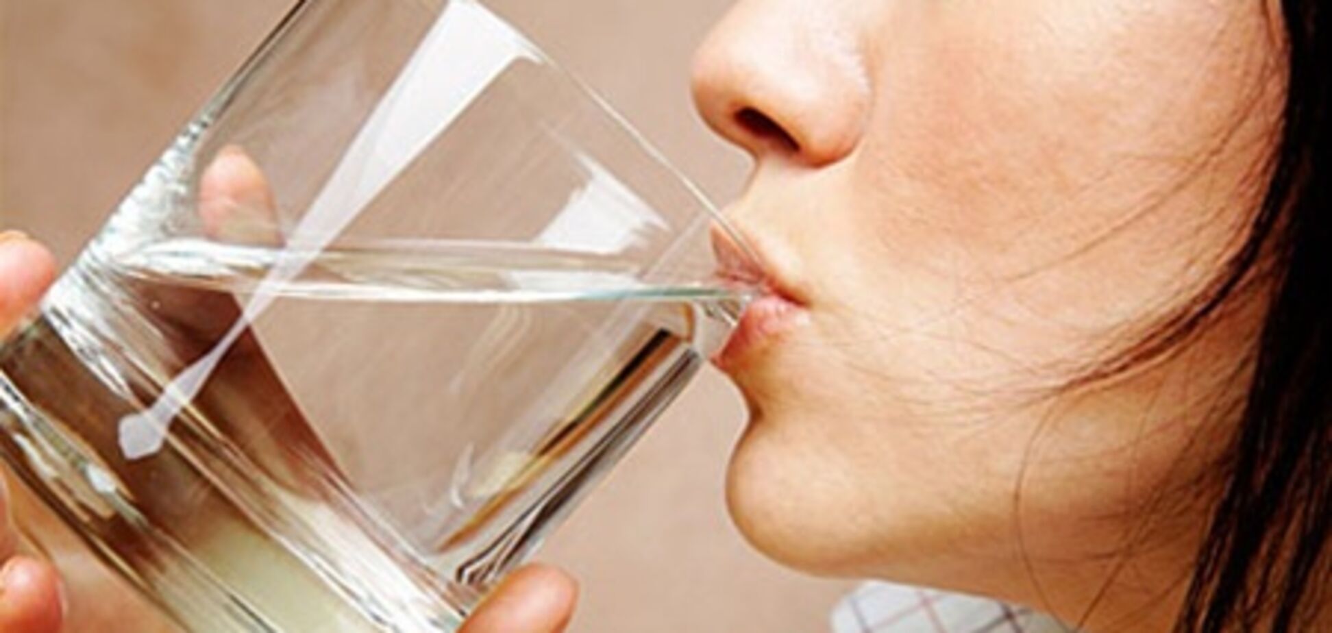 Наше настроение зависит от количества выпитой воды – ученые