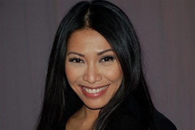 Франция выставит на Евровидение опытного бойца. Видео