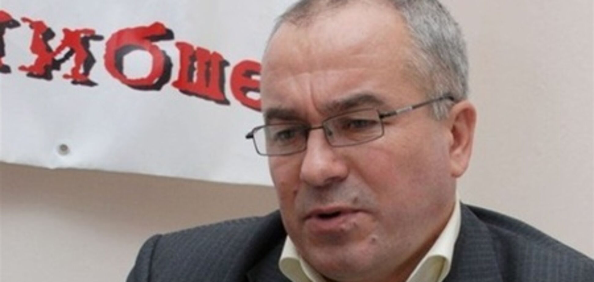 Соратнику Рибакова повісили на паркан похоронний вінок