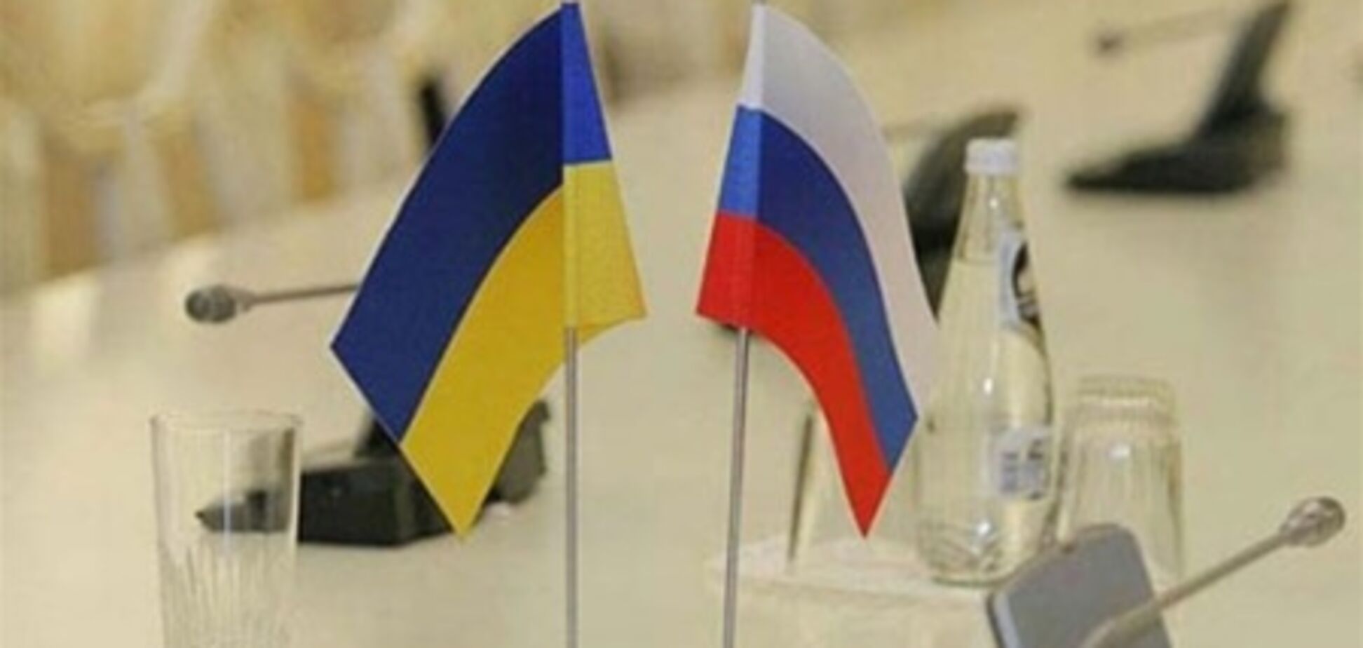 Янукович про відносини Україна-Росія: 'спати поряд з ведмедем спокійно не можна ...'