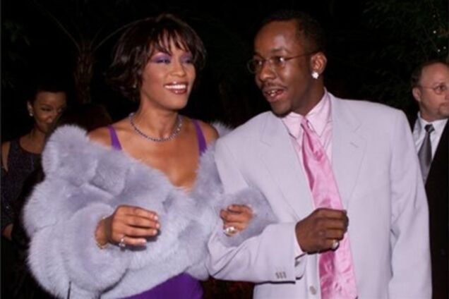 Бобби Браун издаст 'Откровение' о Хьюстон