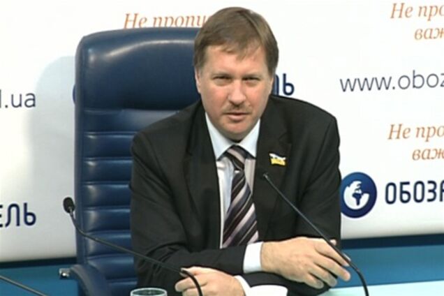 Чорновил не будет раздавать продпакеты