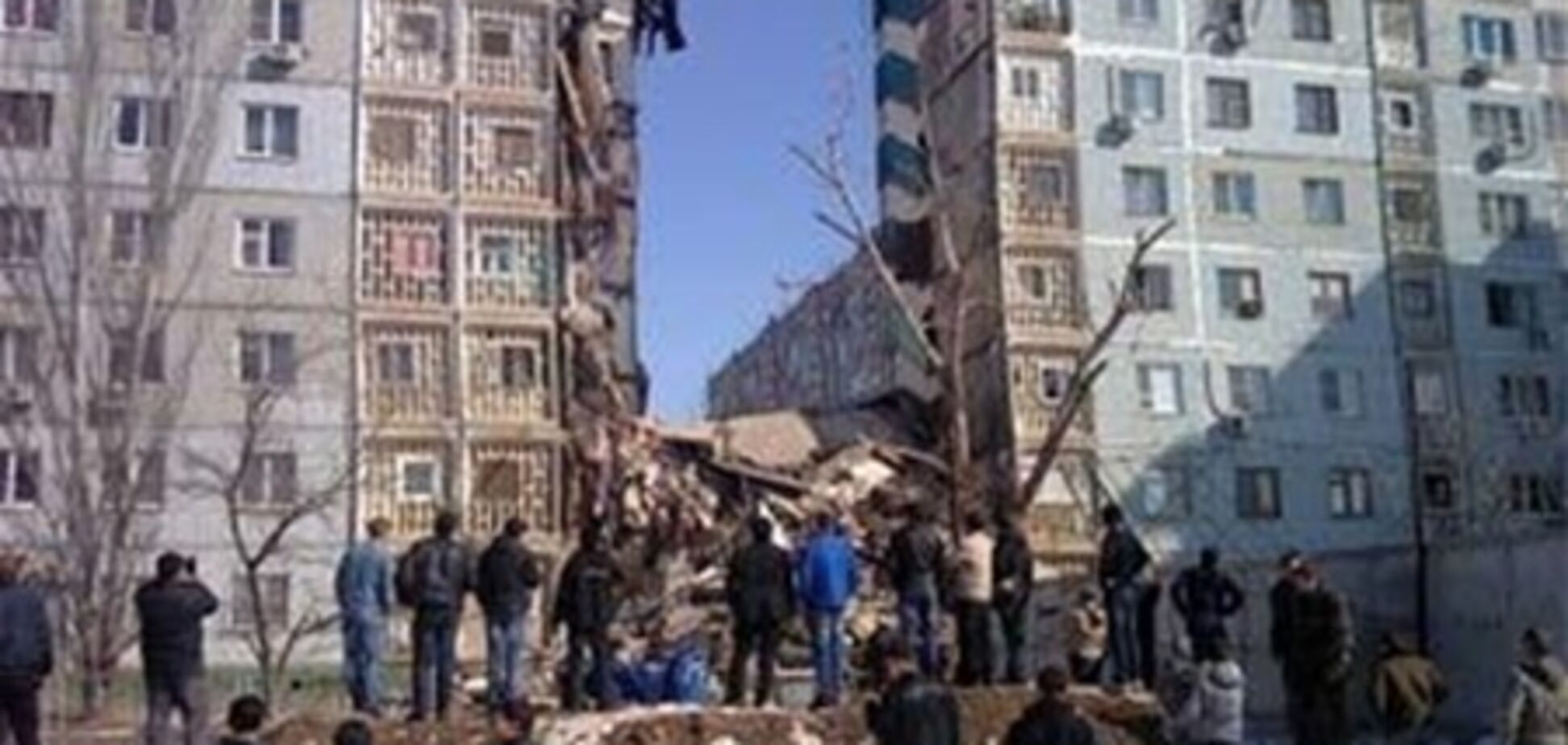 Под завалами дома в Астрахани нашли девятого погибшего