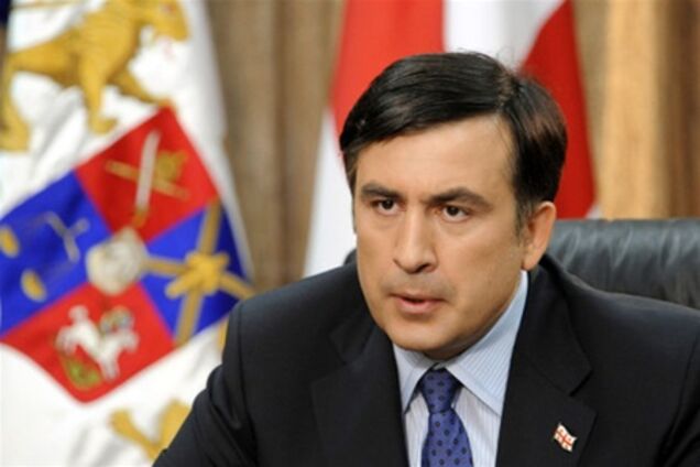 Саакашвілі заявив про готовність скасувати візи для роcсіян