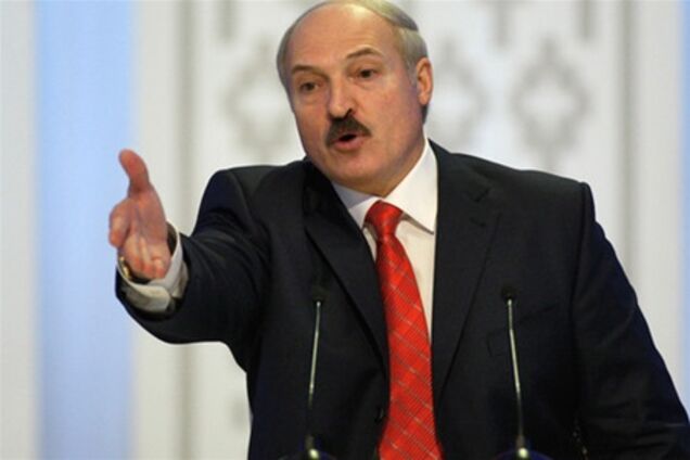 Лукашенко хочет запретить оппозиционерам выезд из страны