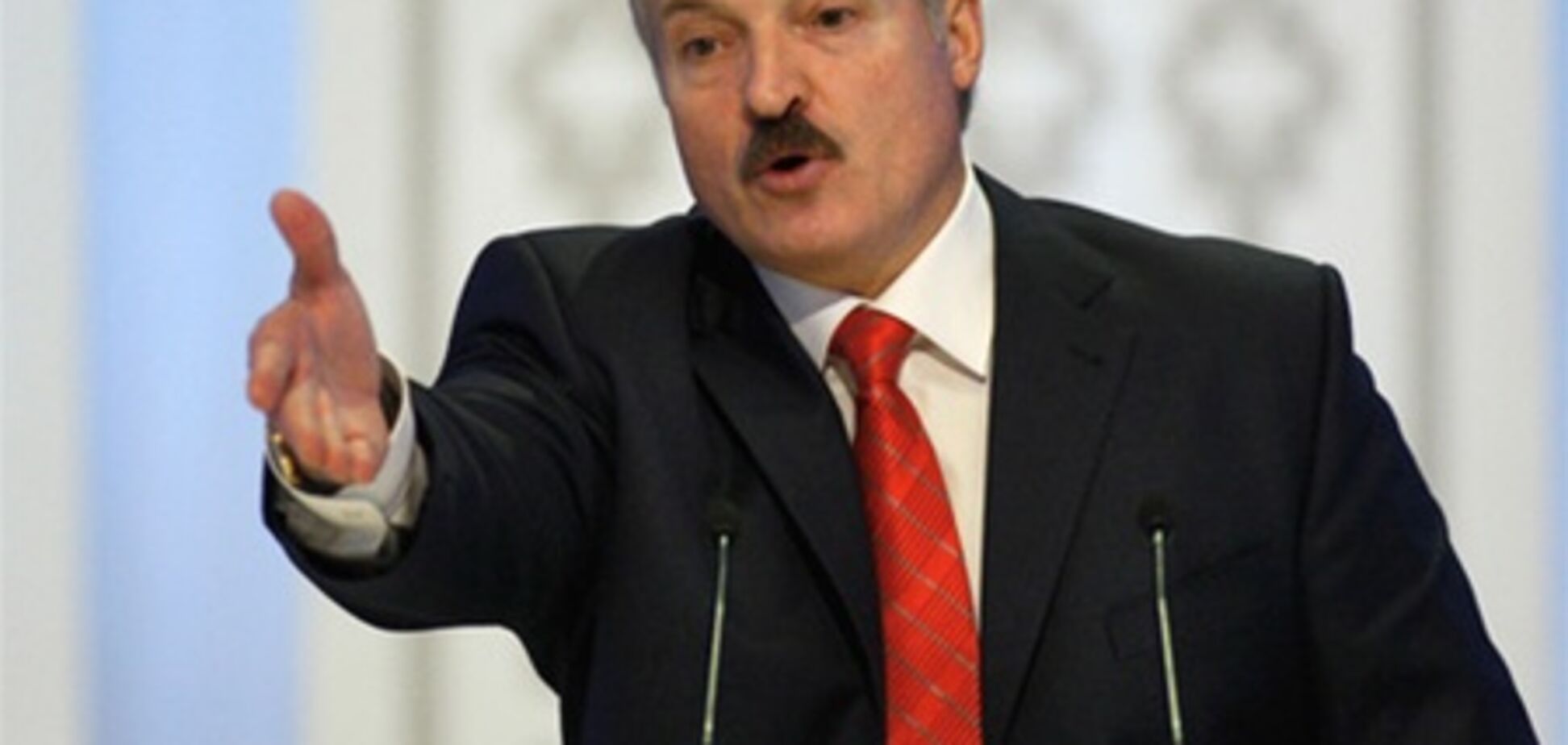 Лукашенко хочет запретить оппозиционерам выезд из страны