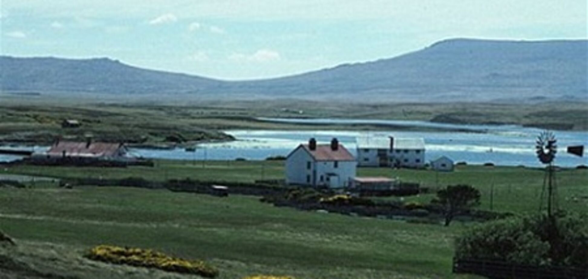 Аргентина оголошує бойкот англійським товарам через Фолклендів