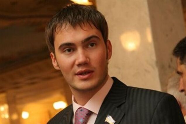 Янукович требует у милиции объяснений по закрытию Ex.ua