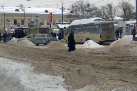 Заснеженный Киев: кому капкан, а кому навар. Фото