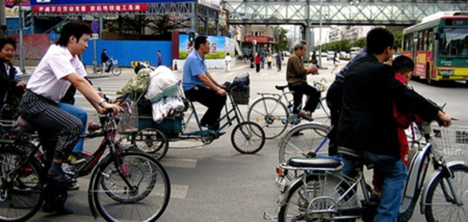Китайские чиновники пересядут на велосипеды