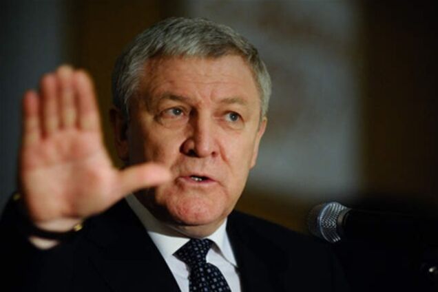 Янукович готується зняти Єжеля з посади глави Міноборони?
