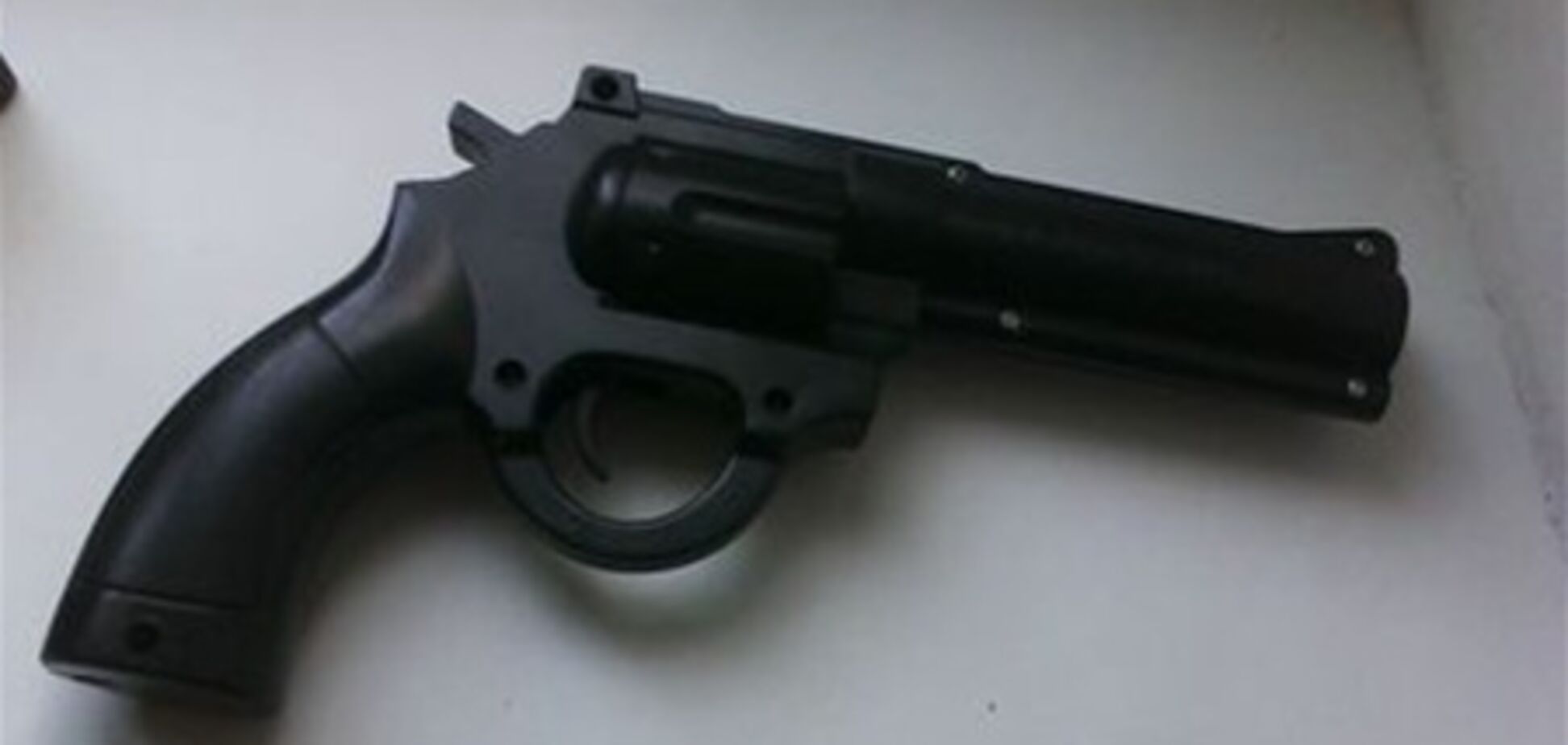 В Запорожье мужик с игрушечным пистолетом ограбил церковь