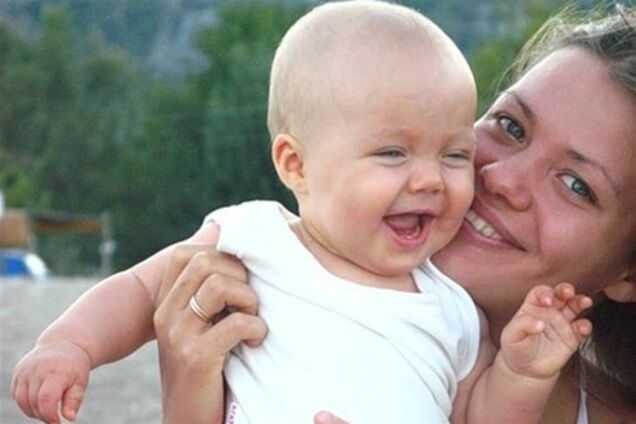 Украинская няня стоит 25 гривен в час