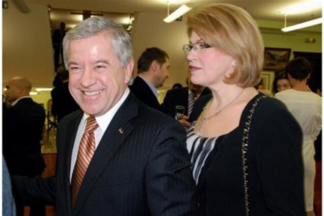 Инна Силантьева нарядила жену Кинаха