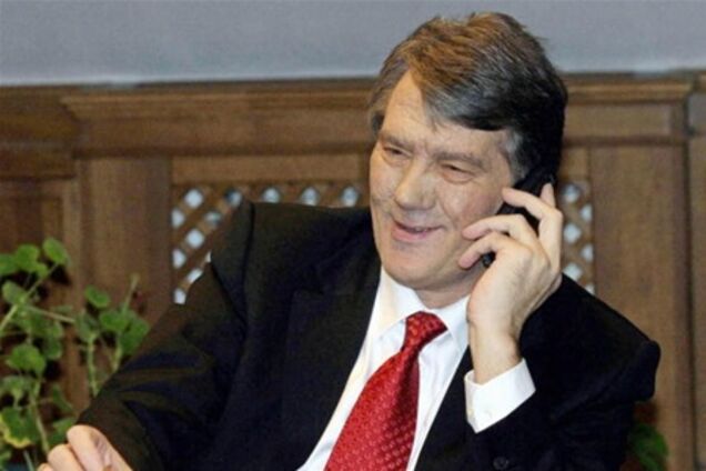 Ющенківські павичі не дають спокою його сусідам