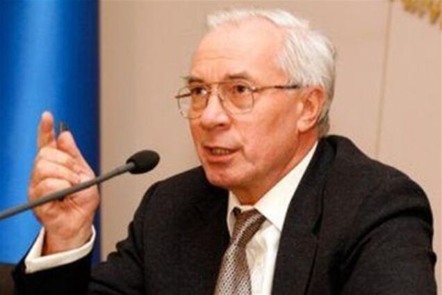 Азаров поручил Хорошковскому проверить НКЦБФР