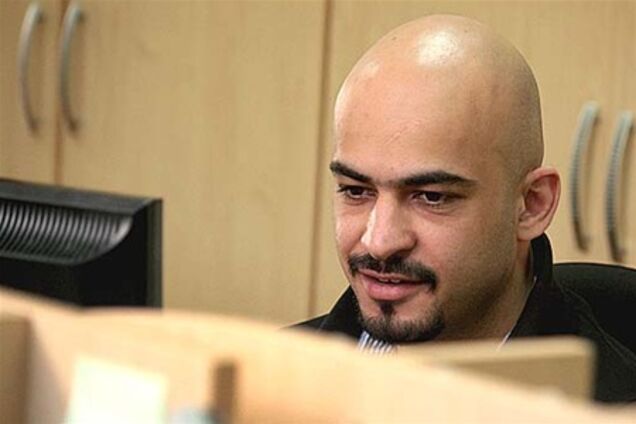 Мустафа вНайем играет в наперстки в пользу БЮТ