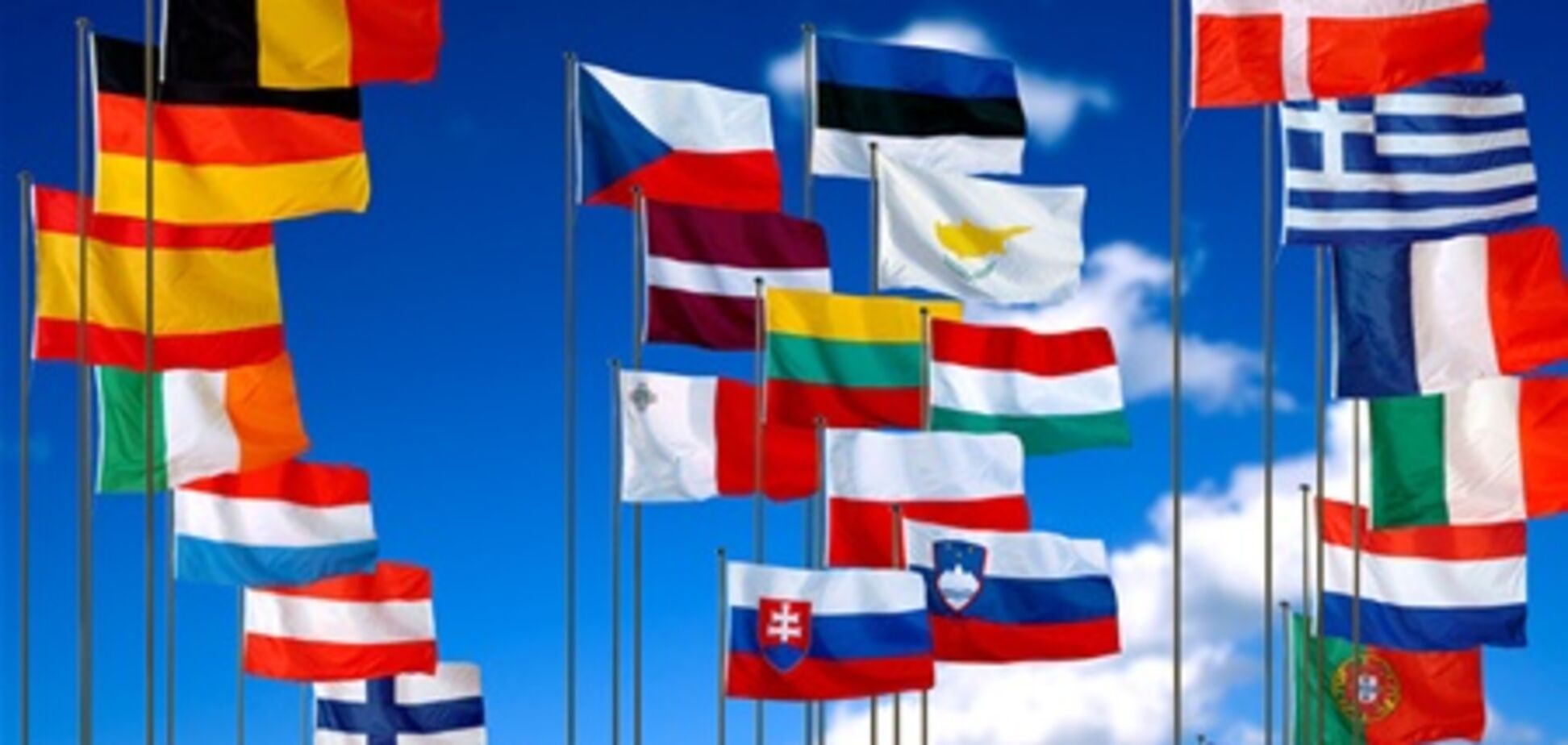 Страны ЕС подписали бюджетный пакт