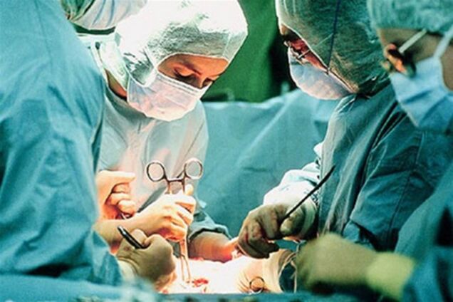 Врачи попробуют спасти от ампутации правую ногу Оксаны Макар