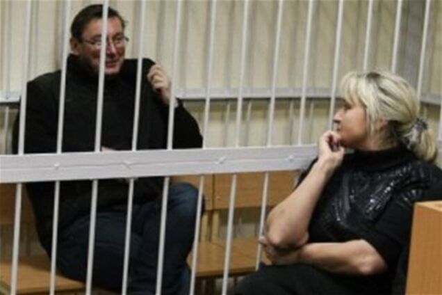 Ирина Луценко: Яценюк заинтересован, чтобы муж сидел
