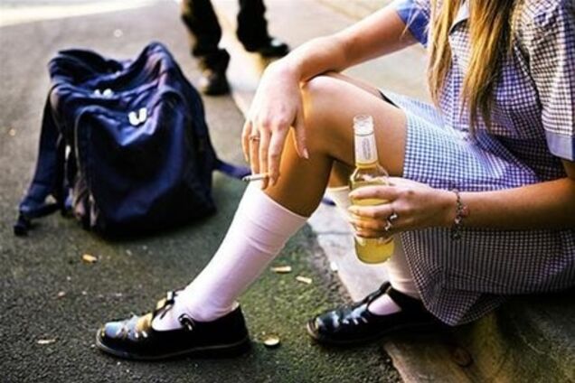 Украинские подростки стали меньше употреблять алкоголь - ЮНИСЕФ