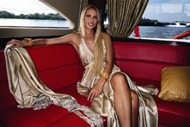 Камалія відростила друге підборіддя. Фото