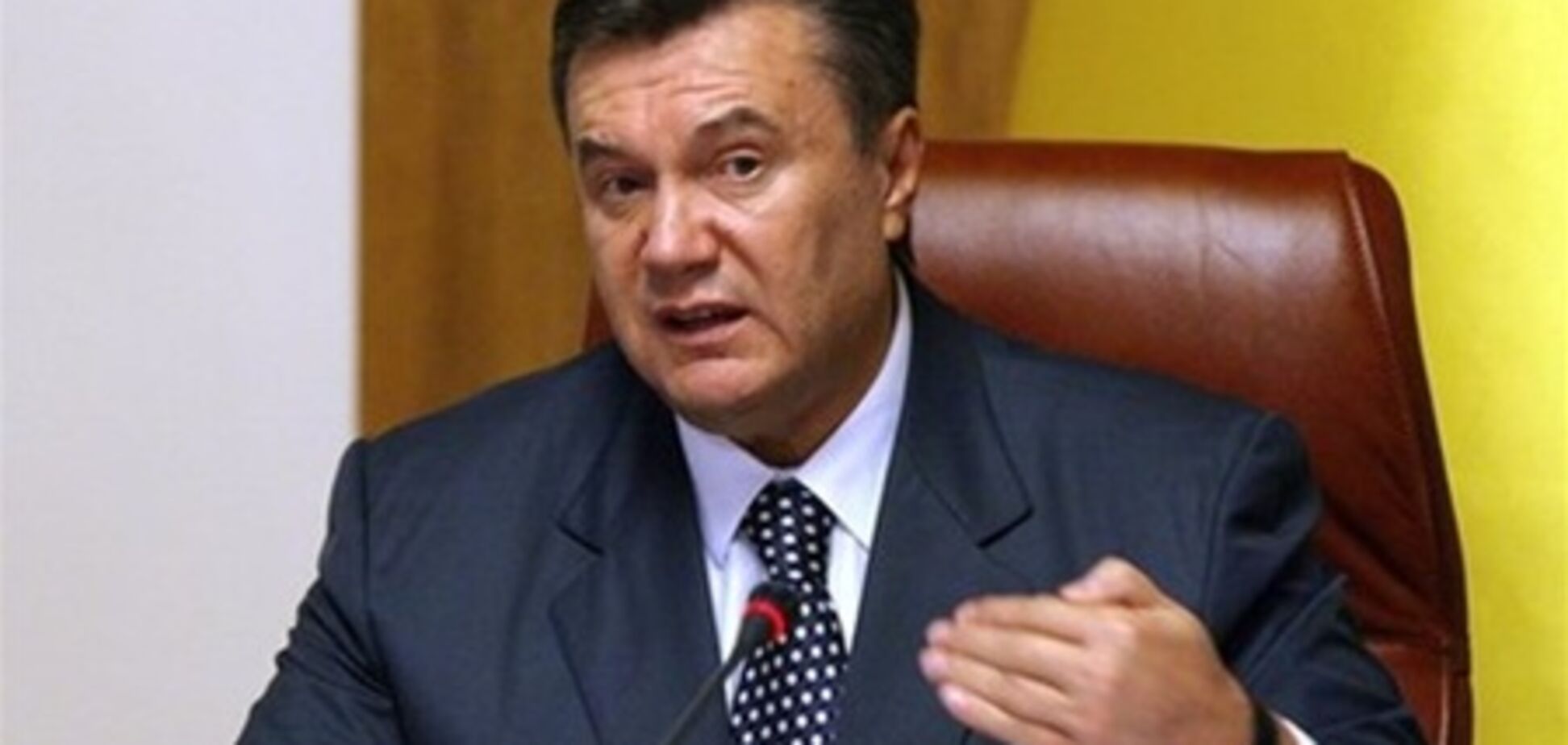Янукович: виновные в смерти Оксаны Макар будут наказаны