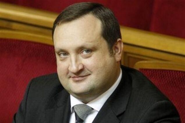 Обвалу гривні не буде, божиться глава НБУ