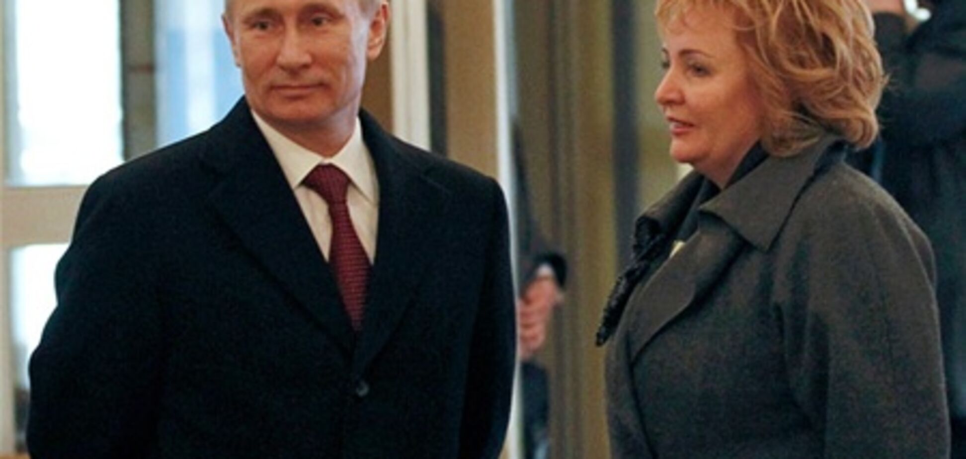 Голосование Путина закончилось топлесс-акцией FEMEN. Фото