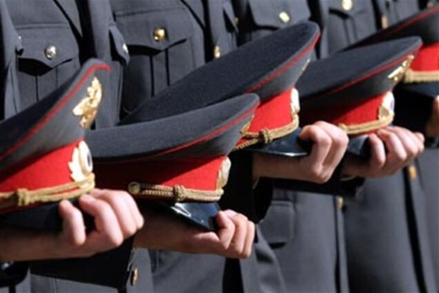 В Симферополе за пытки арестовали двух сотрудников милиции