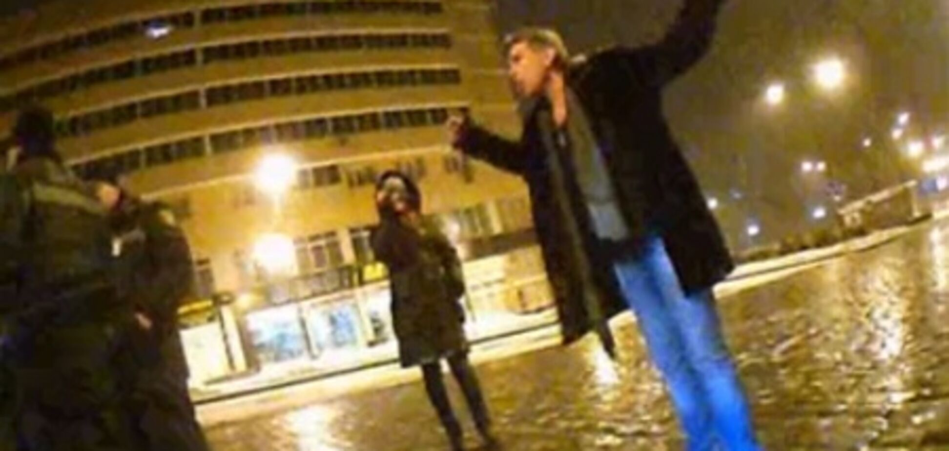 Донецький мажор - міліції: хочу колюсь, хочу стріляю